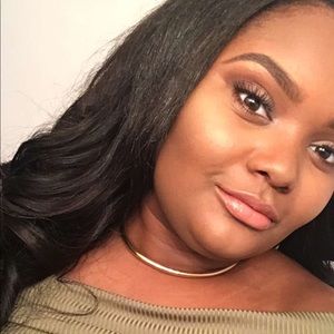 Meet your Posher, Ciara